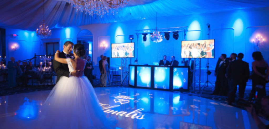flat screen display weddings parties entertainment 08 1024x493